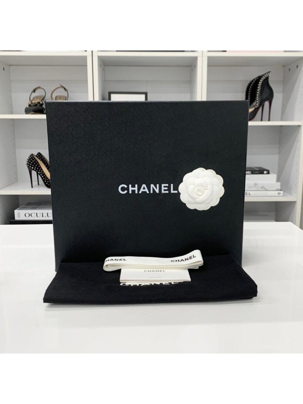 Chanel CC Logo Ribbon Leather Fabric Pearl Short Boots - Picture 11 of 11